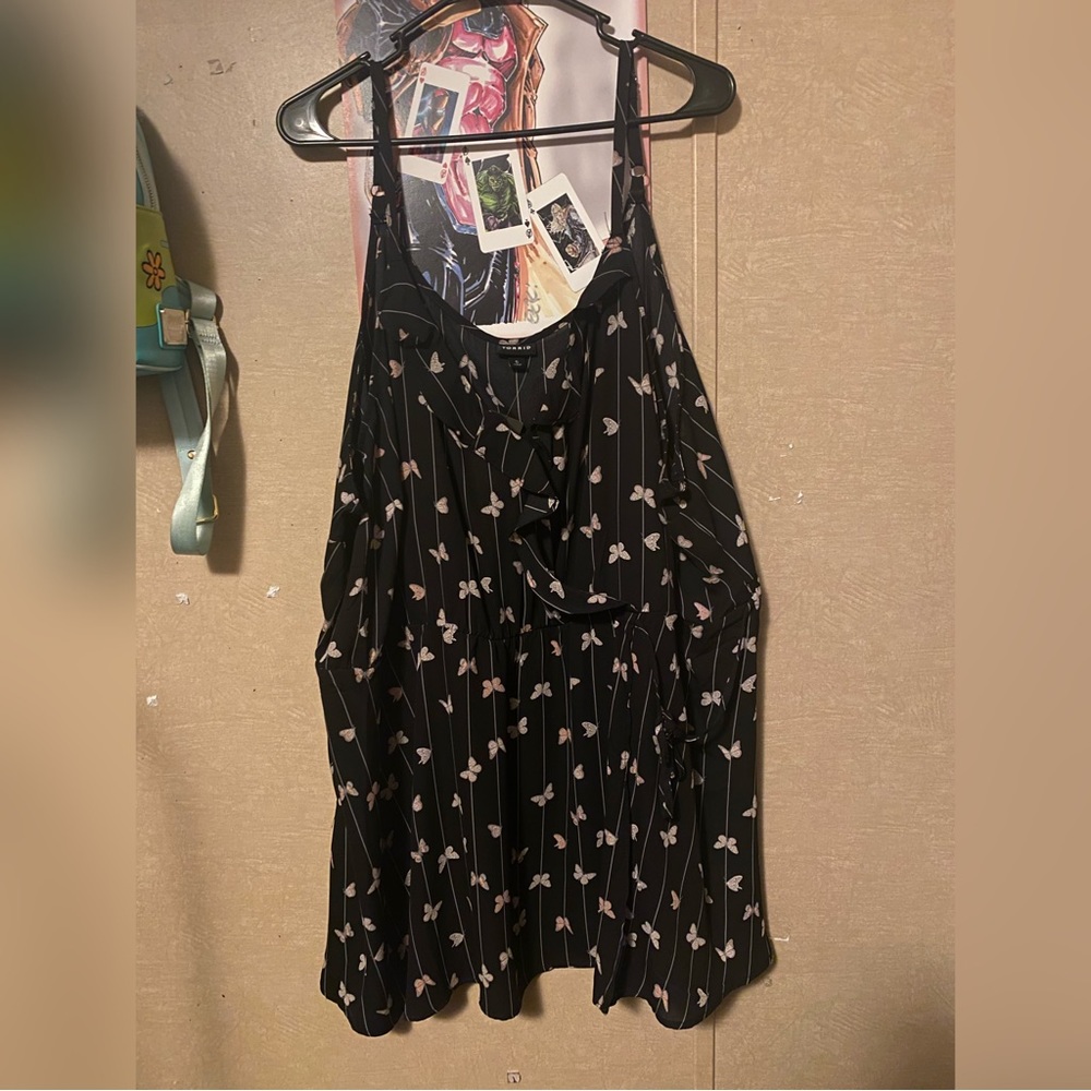 Butterfly top